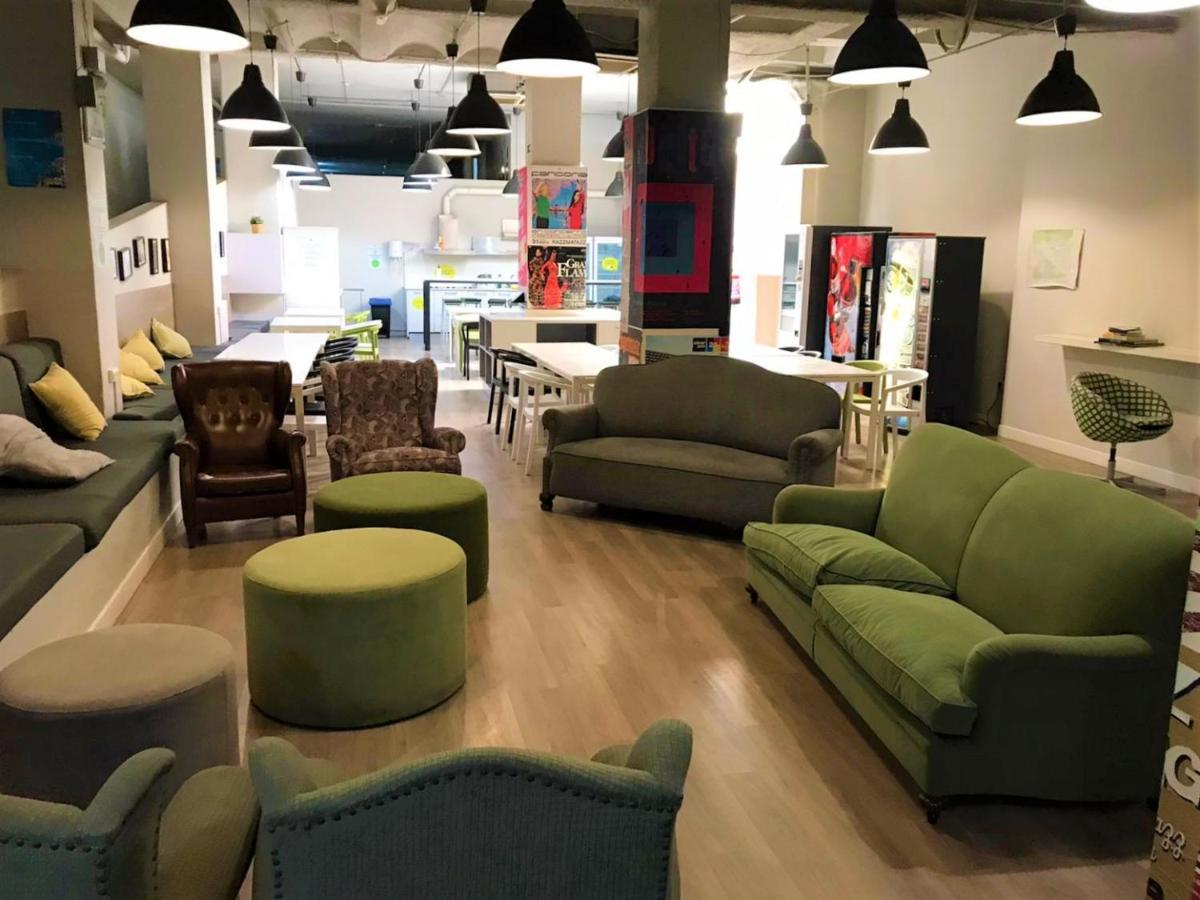 Hola Hostal Eixample — Photos 2